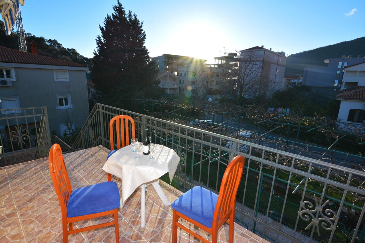 Apartments Jovana Petrovazzo Esterno foto