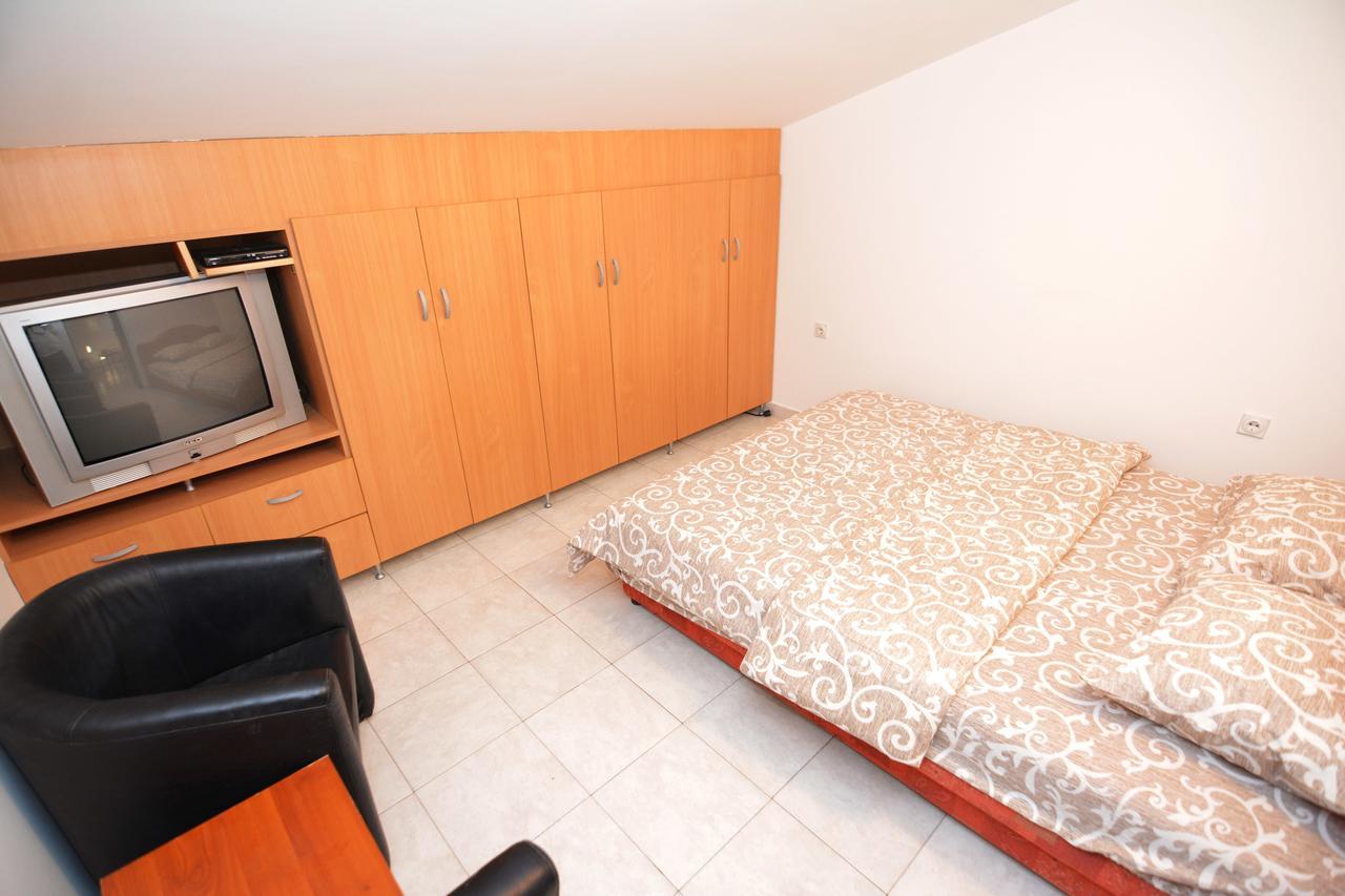 Apartments Jovana Petrovazzo Esterno foto