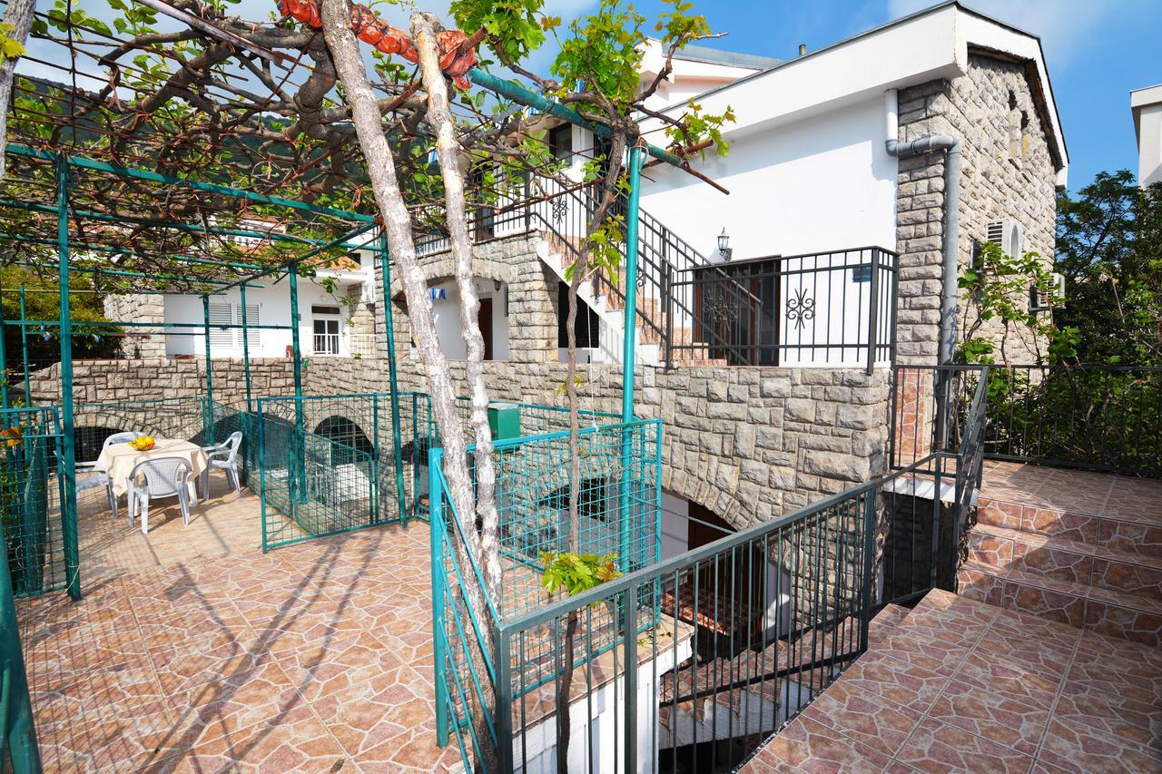 Apartments Jovana Petrovazzo Esterno foto